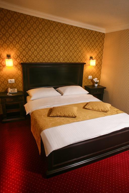 Hotel Novera 4*